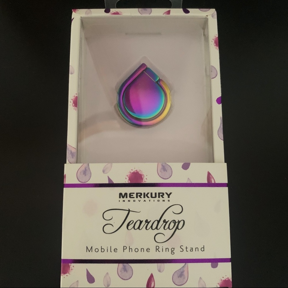NWT Holographic Phone Ring Stand